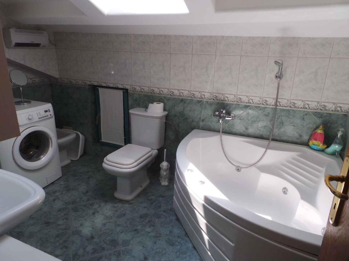 Apartment In Lovran 34848 Kültér fotó
